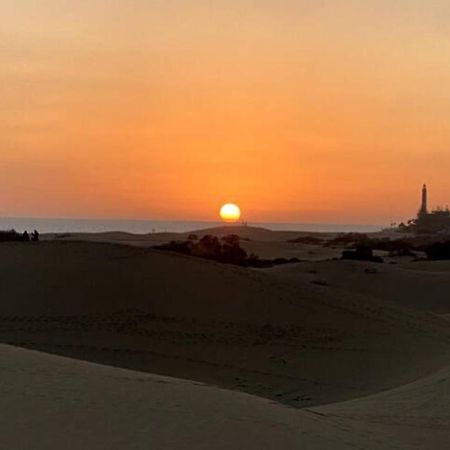 Charming Bungalow With Private Garden Maspalomas  Exteriör bild